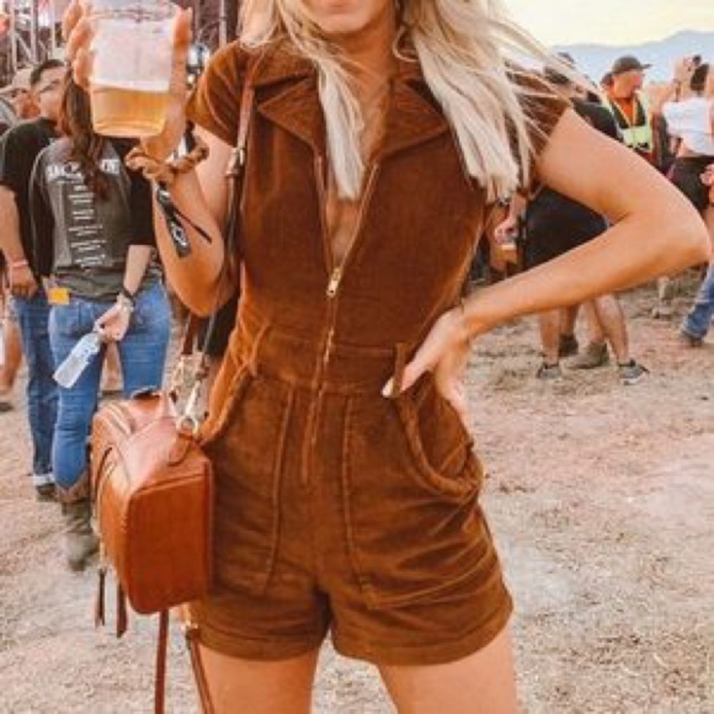Outlaw romper by show me your mumu. Never worn!